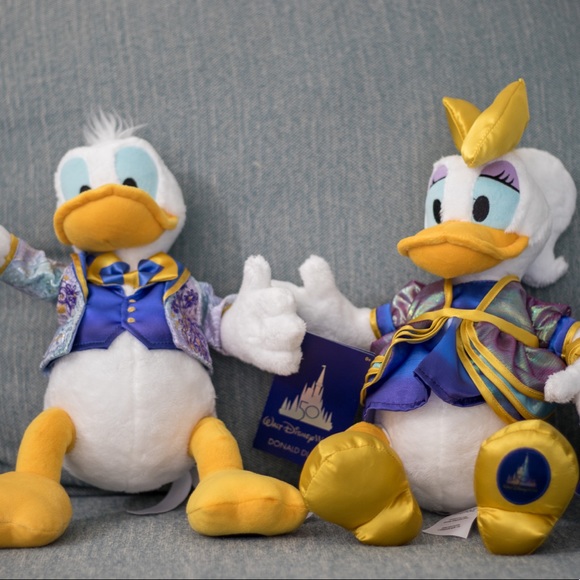 NWT Daisy and Donald Duck Plush 50th anniversary Disney - Picture 4 of 5